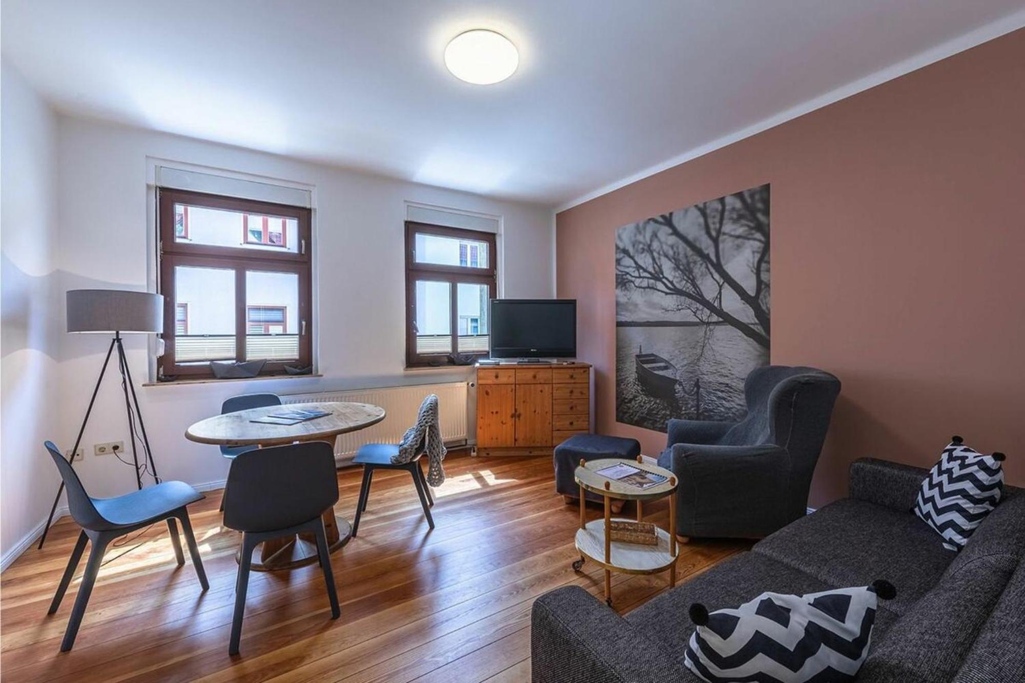 Hafenhaus Bootsquartier Apartment Waren  Ngoại thất bức ảnh